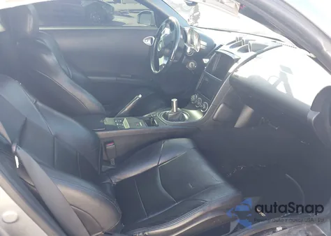 2005 Nissan 350Z Anniversary Edition z USA, uszkodzony, nr VIN JN1AZ34E05M654517